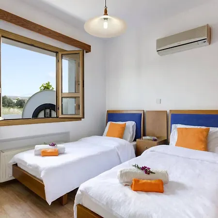 Akamas Bayview By لاشي