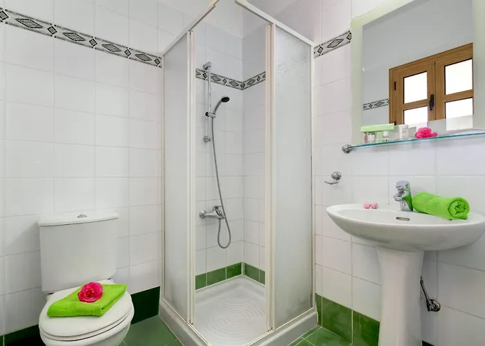 Akamas Bayview By 别墅