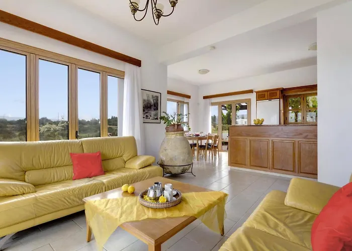 Akamas Bayview By 拉基